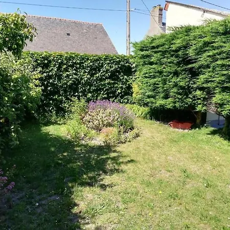 Holiday home Maison De L'epinette Au Calme En Bord De *